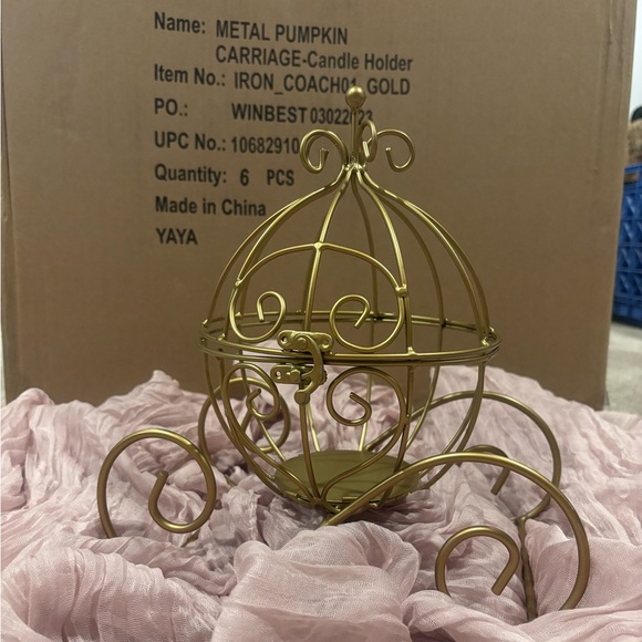12 Metal Pumpkin Carriages - Picture 1 of 1